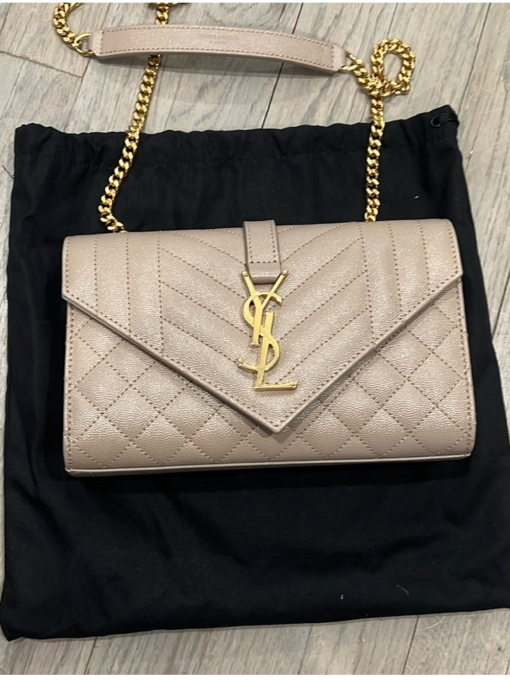 Saint Laurent Envelope Chain Shoulder Bag